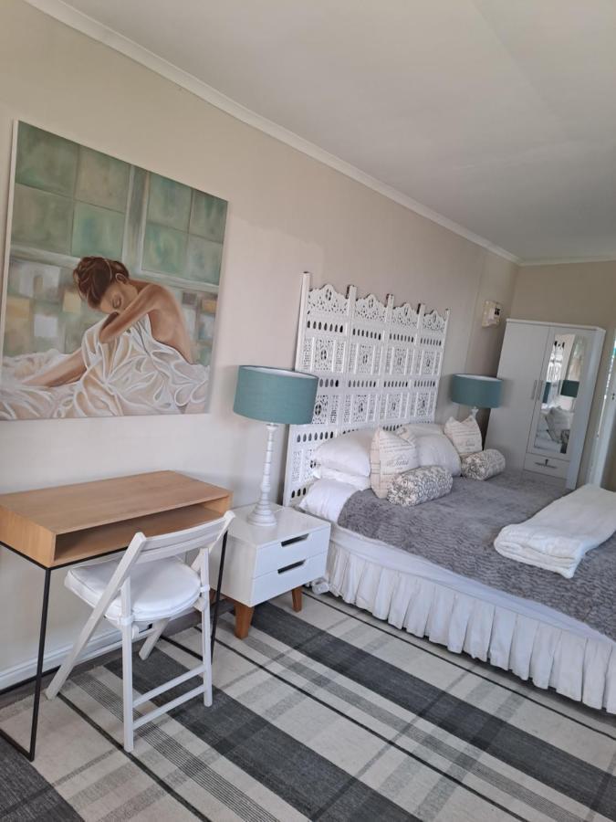 Hotel Milky Way à Hermanus Extérieur photo